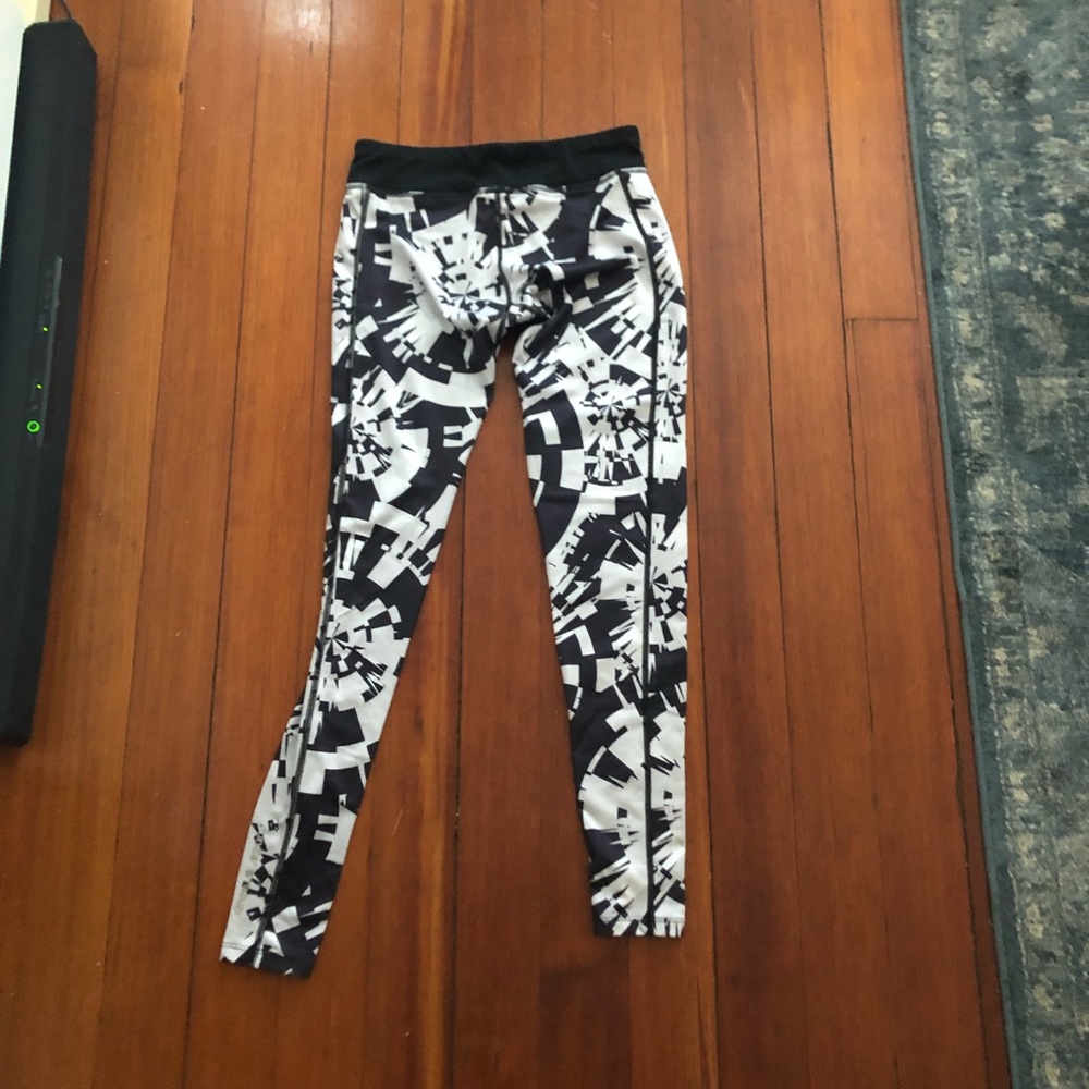 Under Armor Patterned Cold Gear Running Tight - image 2